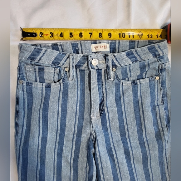 Shyanne Jeans Womens 31 x 34L Denim Striped Flare Country Western Boho Cowgirl - Picture 7 of 10